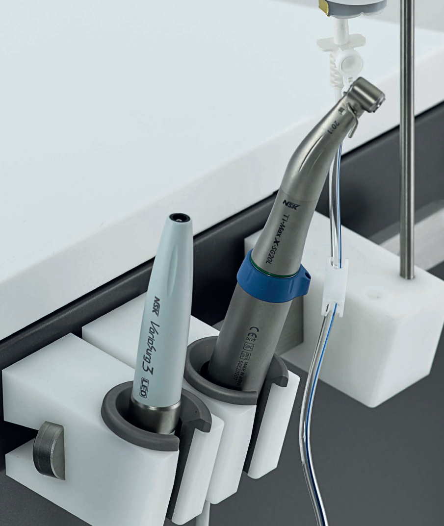 Demed Gerätewagen Instrumetenschränke Zubehör