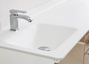 Schrankzeile mit Waschbecken und Instrumentenschrank Schrankzeile mit Waschbecken und Instrumentenschrank