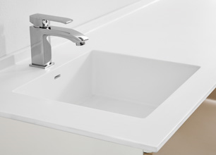 Schrankzeile mit Waschbecken und Instrumentenschrank Schrankzeile mit Waschbecken und Instrumentenschrank